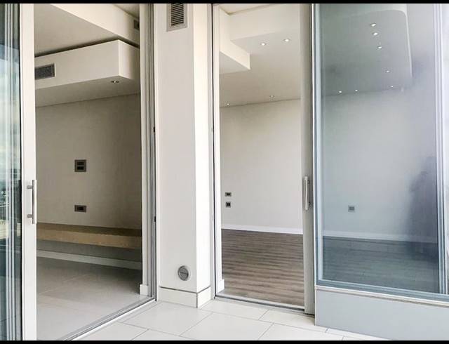 2 BEDROOM APARTMENT FOR SALE IN SANDHURST